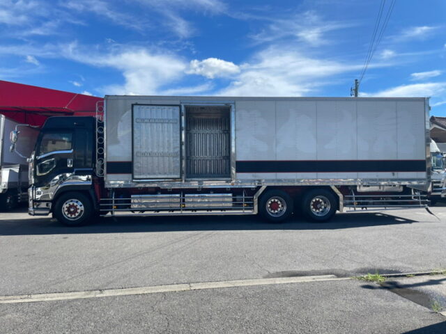 【1240】H29 ギガ ハイルーフ 冷凍バン 10輪 ジョロ4キーストン サブエンジン 7速 380馬力