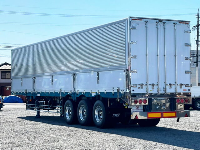 【1301】R4 トレクス トレーラー冷凍ウィング 3軸 未使用 車検付 前壁サブエンジン ジョロダー4列