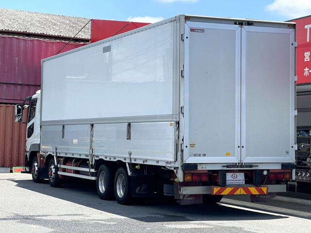 三菱ふそう　スーパーグレート　アルミウィング　７MT　リアエアサス　木床　380馬力