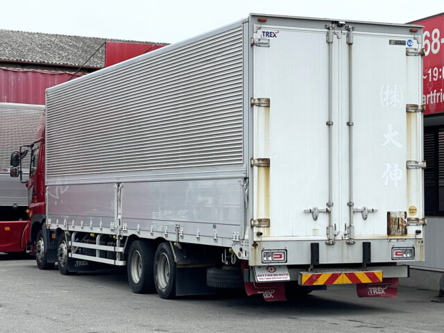 日野　17プロフィア　ハイルーフ　ウィング　7速MT　380馬力　エンジン交換済