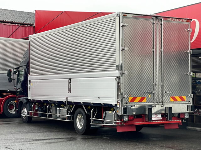 日野　17レンジャー　ハイルーフ　ウィング　ステンレス多数　6200ワイド　240馬力