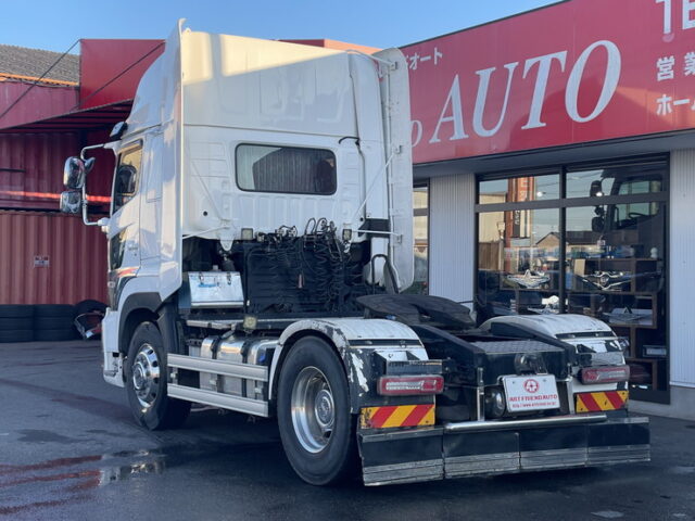 日野　17プロフィア　ハイルーフ　トレーラーヘッド　E13Cエンジン　450馬力