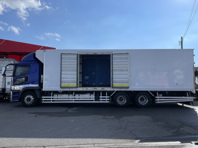 17スーパーグレート　冷凍バン　左観音扉　サブエンジン　ジョロ4キーストン　