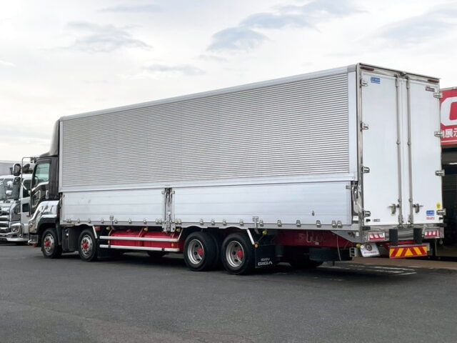 いすゞ　ギガ　ハイルーフ　アルミウィング　380馬力　リア門口ステンレス　