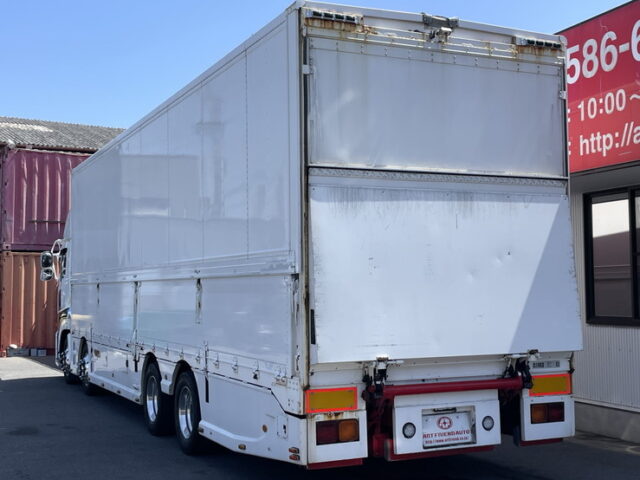 クオン：ハイルーフ：ウィング：跳上ゲート：総輪エアサス：エアロ付き：メッキ多数　