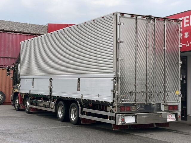 日野：プロフィア：ハイルーフ：ウィング：メッキ多数：ステンレス多数　