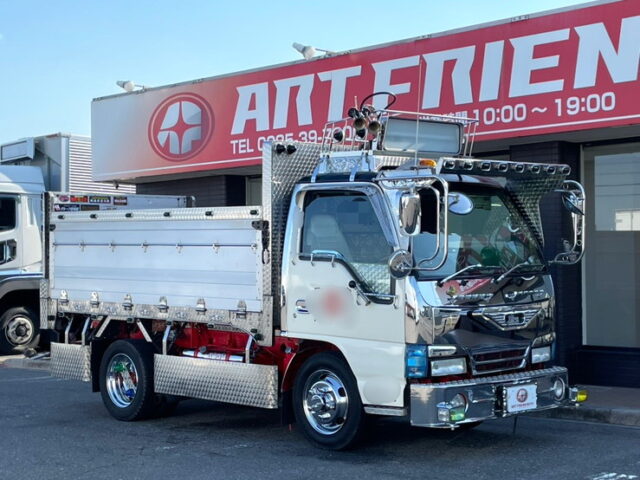 いすゞ：エルフ：造り平ボディ：内装生地張り：5MT：オバＱバンパー：フロントバイザー：架装多数