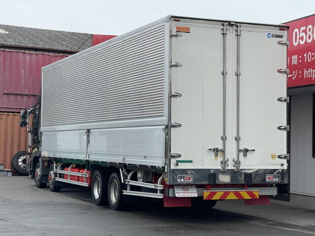 日野：17プロフィア：ハイルーフ：ウィング：メッキ多数：リア門口ステンレス：E13C