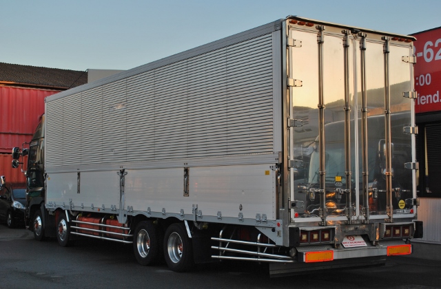 【321】日野　プロフィア　低床　アルミウイング　ハイルーフ　総輪エアサス　