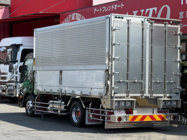 R3　日野　デュトロ　ワイドロング　アルミウィング　造りボディー　メッキ多数　