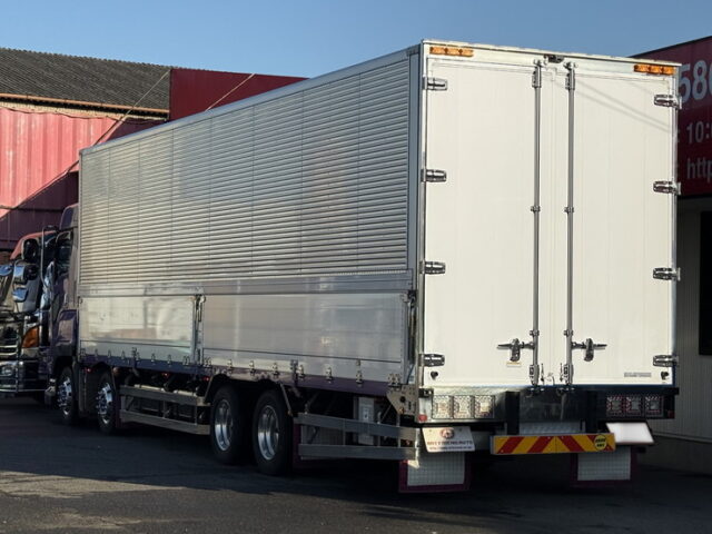 いすゞ：ギガ：ハイルーフ：ウィング：メッキ多数：ステンレス多数：エアローラー