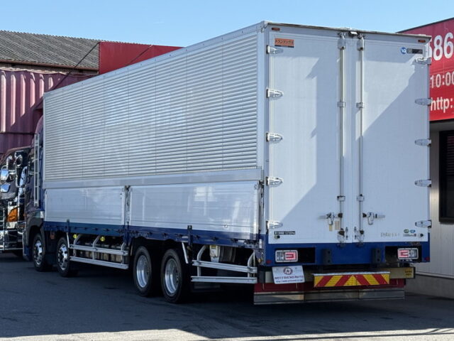 日野：17プロフィア：ハイルーフ：ウィング：メッキ多数：アルミホイール：プロシフト