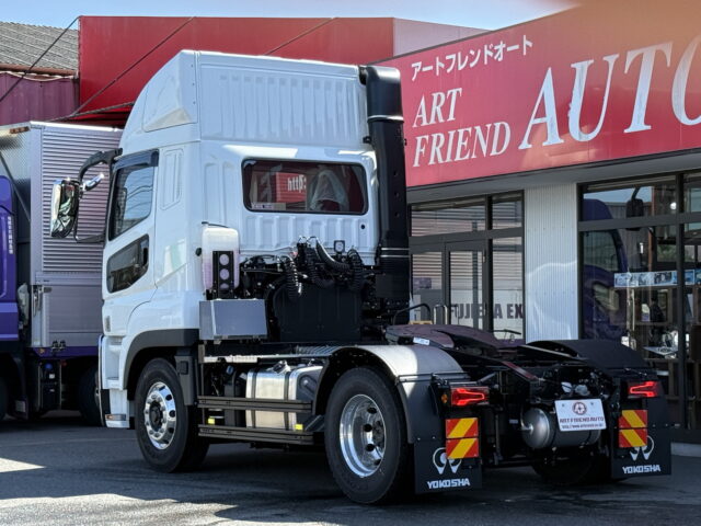 現行スーパーグレート：スーパーハイルーフ：トレーラーヘッド：未使用：プレミアムライン