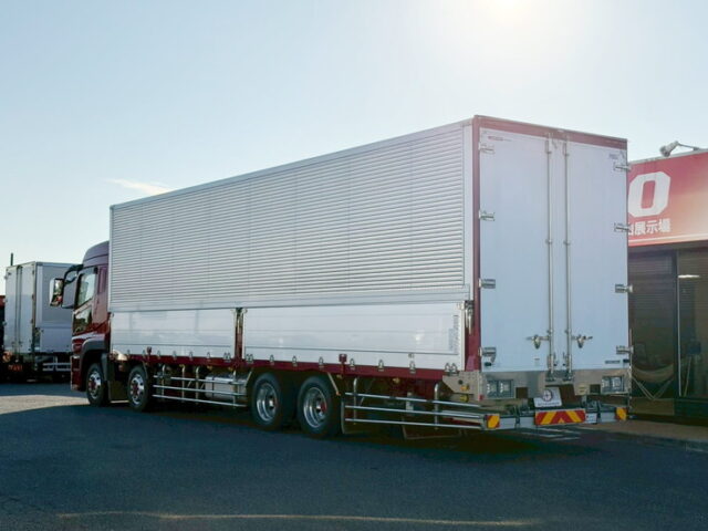 17スーパーグレート：ハイルーフ：ウィング：メッキ多数：アルミホイール：格納ゲート