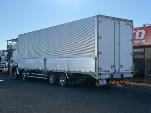 17スーパーグレート:ハイルーフ:ウィング:メッキ多数:アルミホイール:木床