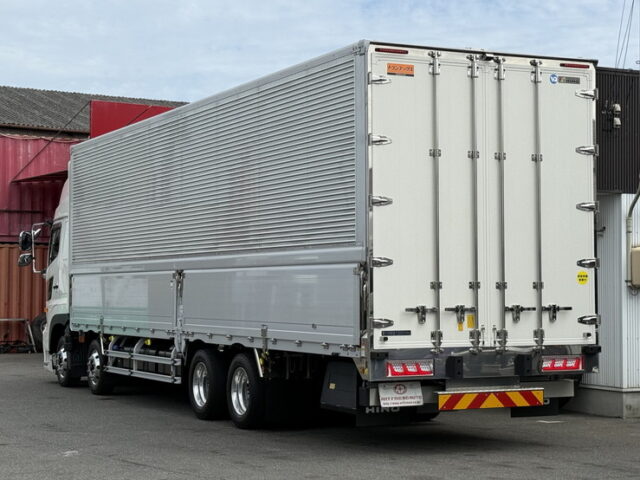 日野：17プロフィア：ハイルーフ：ウィング：未使用：アルミホイール：リア門口ステンレス