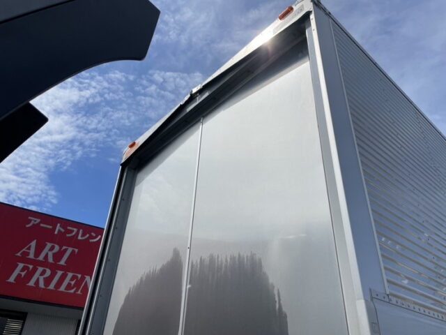 日野　17プロフィア　ハイルーフ　ウィング　リア門口ステンレス　アルミホイール