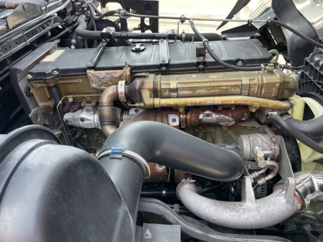 17スーパーグレート：ハイルーフ：ウィング：メッキ多数：アルミホイール