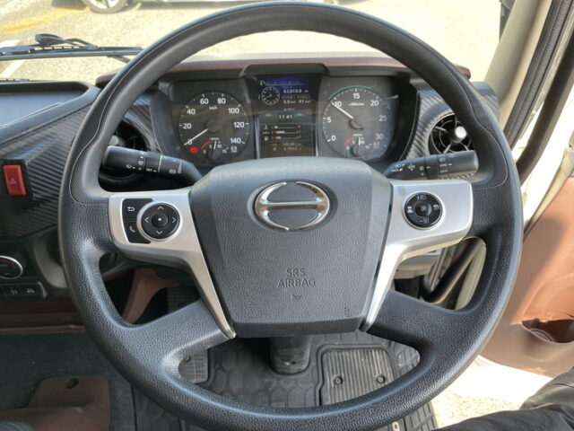 日野:17レンジャー:6200ワイド:冷凍バン:格納ゲート付:エアサス:ジョロ4キーストン