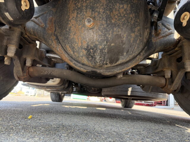 いすゞ：ギガ：ハイルーフ：トレーラーヘッド：アルミホイール：スムーサー