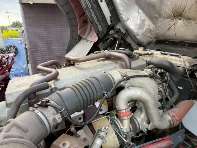 日野：プロフィア：冷凍バン：サブエンジン：アルミシマ床：架装多数：内装生地張り