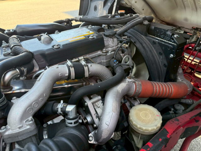 いすゞ：フォワード：ハイルーフ：冷凍バン：7100標準幅：架装多数：格納ゲート：エアサス