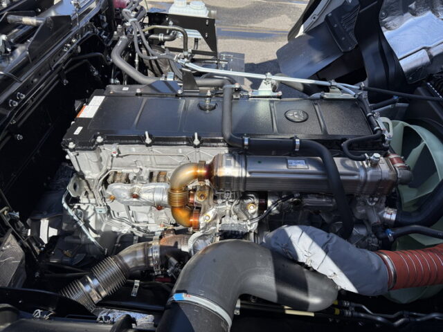 24スーパーグレート：スーパーハイルーフ：トレーラーヘッド：未使用：プレミアムライン