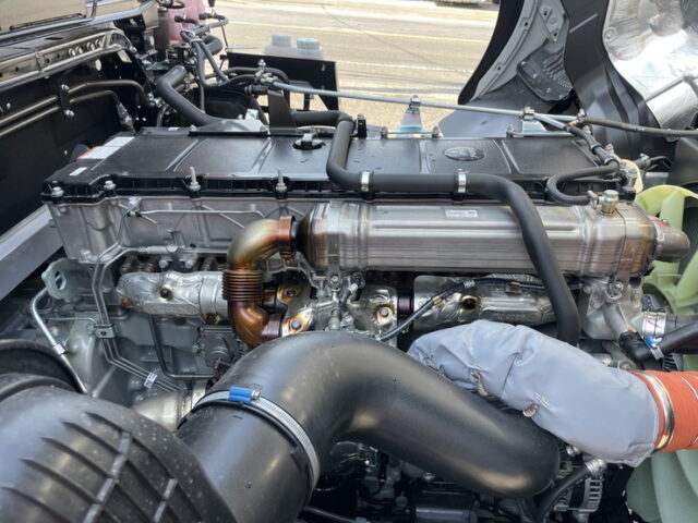 現行スーパーグレート：スーパーハイルーフ：ウィング：プレミアムライン：未使用