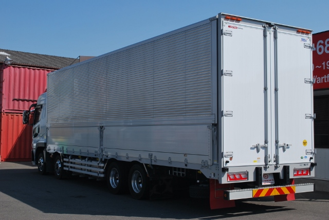 【209】三菱ふそう　スーパーグレート　低床　アルミウイング　ハイルーフ