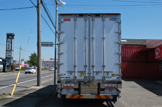 【210】日野　プロフィア　低床　冷凍ウイング　ハイルーフ　総輪エアサス