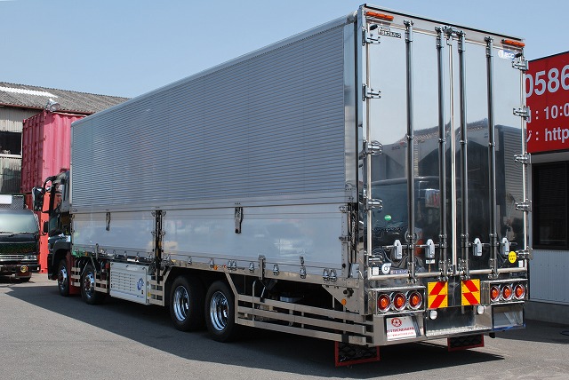 【225】三菱ふそうスーパーグレート　低床　冷凍ウイング　カスタム多数