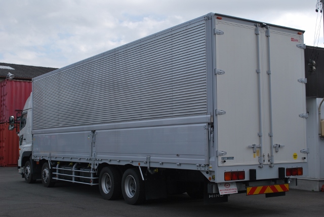 【303】日野プロフィア　低床　アルミウイング　ハイルーフ　リヤエアサス