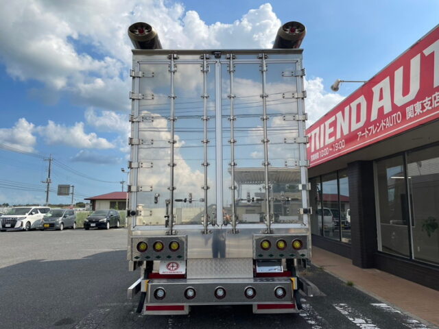 三菱ふそう　ファイター　ハイルーフ　冷凍ウィング　ヤマダボディ　ステンレスサイドバンパー　