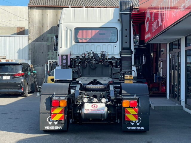 17スーパーグレート　トレーラーヘッド　ハイルーフ　未使用　E尺　460馬力　第5輪荷重11.500㎏　プレミアムライン