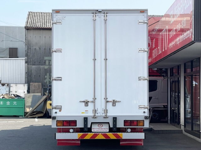 17スーパーグレート　未使用　ハイルーフ　ウィング　総輪エアサス　プレミアムライン　428馬力