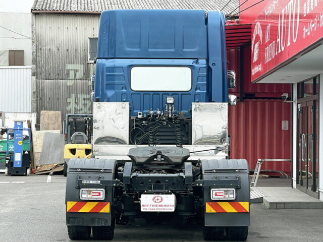 日野　17プロフィア　トレーラーヘッド　ハイルーフ　メッキ多数　アルミホイール　第5輪11.500㎏