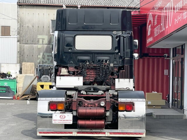 日野　プロフィア　ハイルーフ　トレーラーヘッド　架装多数　第5輪荷重8.900㎏　メッキホイール