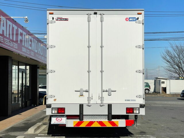 【906】R3　17レンジャー　6200ワイド　冷凍ウィング　エアサス　床シマイタ　240馬力　登録済未使用車