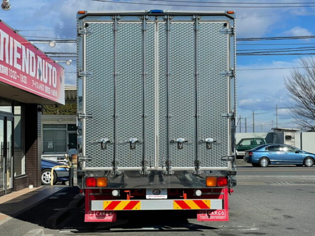 【1083】H30　いすゞ　フォワード　リア門口ステンレス　冷凍ウィング　6200ワイド　240馬力