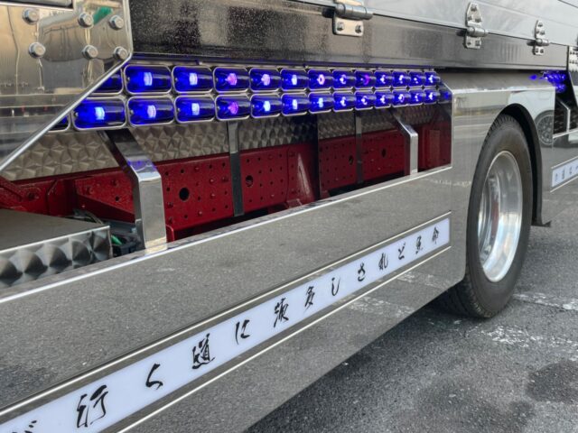 【1126】H26　ブルーテックキャンター　平ボデーアルミブロック　架装多数　アルミホイール　標準幅　10尺長