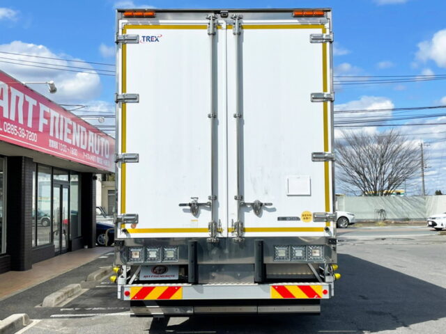 【1112】H29　クオン　ハイルーフ　ウィング　リア門口ステンレス　総輪エアサス