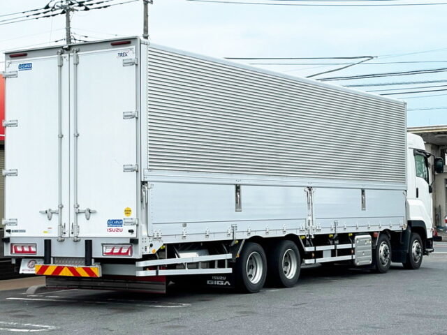 【1142】R1　ギガ　ハイルーフ　ウィング　7速MT　380馬力　木床　低走行