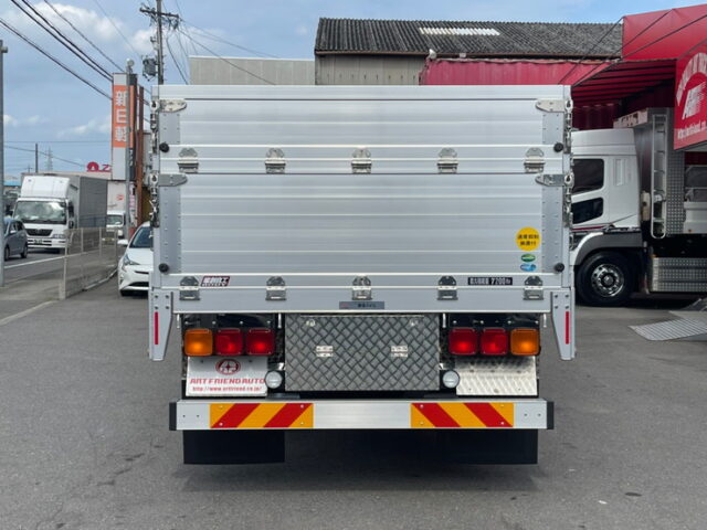 【1172】R4　ファイター　増トン　平ボデーアルミB　7200㎏積載　未使用　保証付