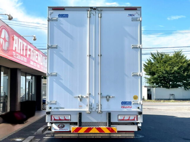 【1141】R1　ギガ　ハイルーフ　ウィング　7速　380馬力　木床　低走行　