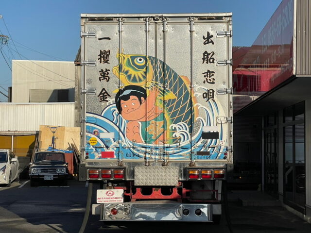 【1392】H12　テラヴィ　冷凍バン　V8　ダブルマフラー　7速　ステンレス多数