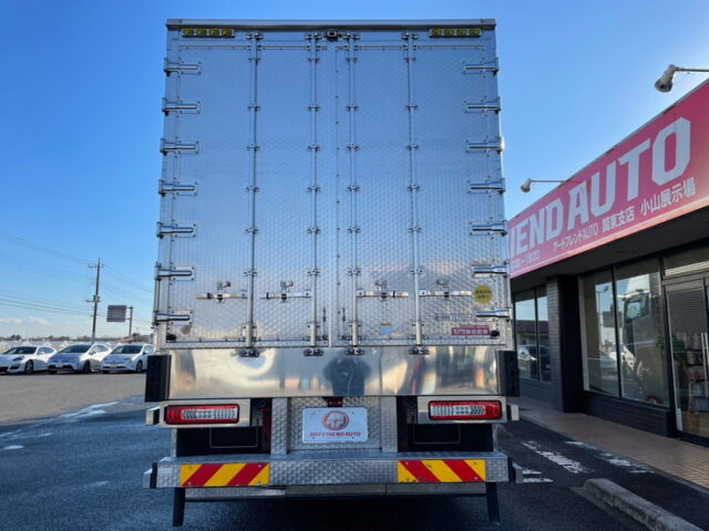 UD クオン：ハイルーフ：冷凍バン：トレクス造りボデー：横扉：ステンレス多数：AT