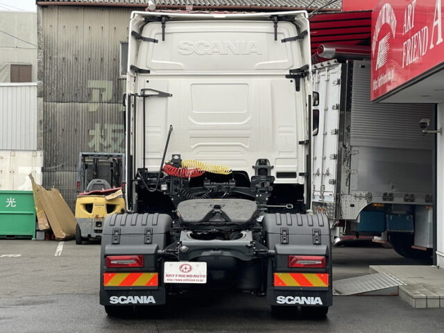 スカニア：R460：現行モデル：登録済未使用車：トレーラーヘッド：総輪エアサス