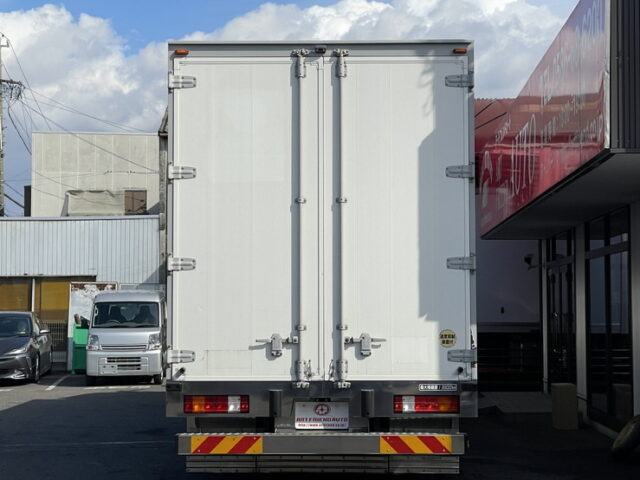 日野　17プロフィア　ハイルーフ　ウィング　後輪エアサス　380馬力