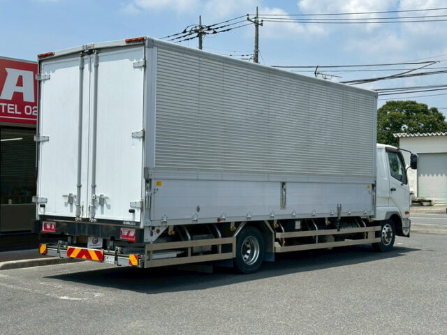 ファイター：6200ワイド：冷凍ウィング：板バネ：木床：アルミホイール：ステンレスサイドバンパー