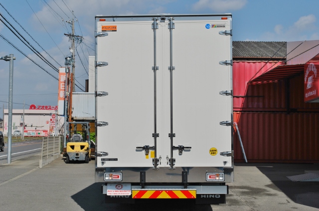 【392】日野プロフィア　未使用車　低床　アルミウイング　ハイルーフ　リアエアサス